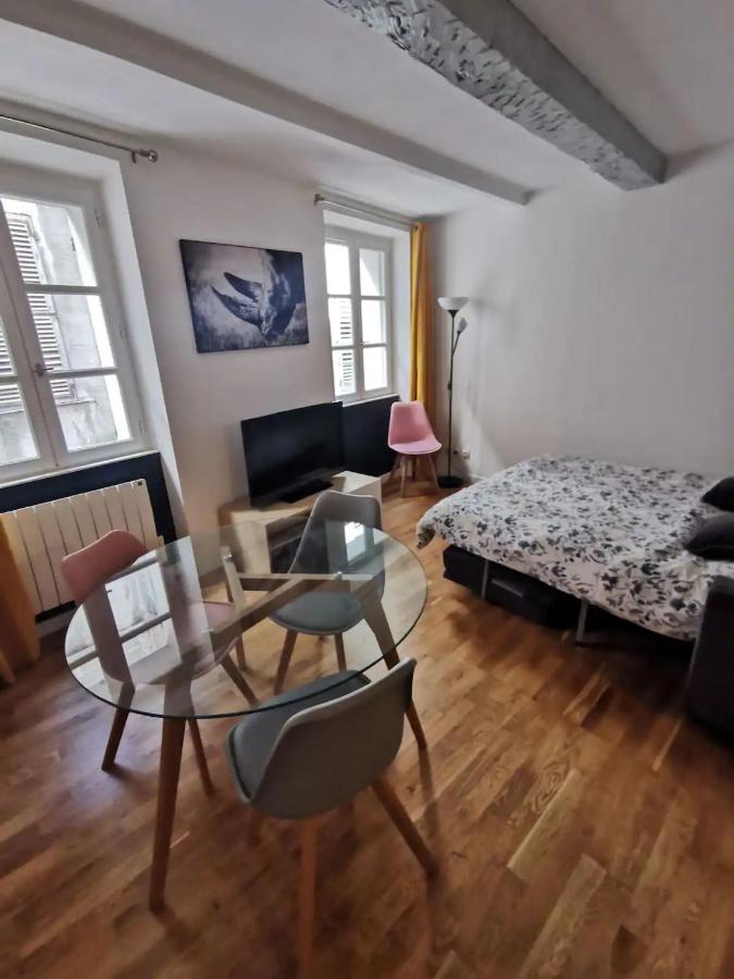 Apartmán T1 Proche Rue Des Arts, Du Port Et De L'Opera Toulon Exteriér fotografie